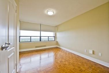 PH03 - 57 Widdicombe Hill Blvd, Home with 3 bedrooms, 2 bathrooms and 1 parking in Etobicoke ON | Image 10