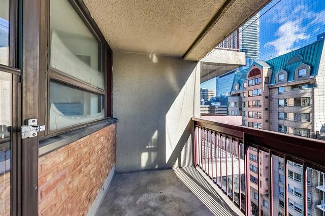 909 - 120 St Patrick St, Condo with 1 bedrooms, 1 bathrooms and 0 parking in Toronto ON | Image 6