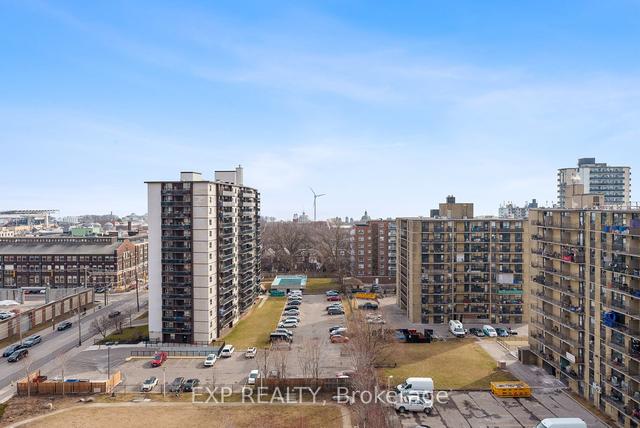 908 - 270 Dufferin St, Condo with 2 bedrooms, 2 bathrooms and 0 parking in Toronto ON | Image 11