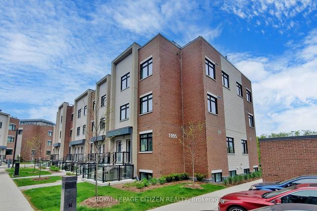 262 - 1095 Douglas Mccurdy Cmn, Townhouse with 2 bedrooms, 3 bathrooms and 1 parking in Mississauga ON | Image 1