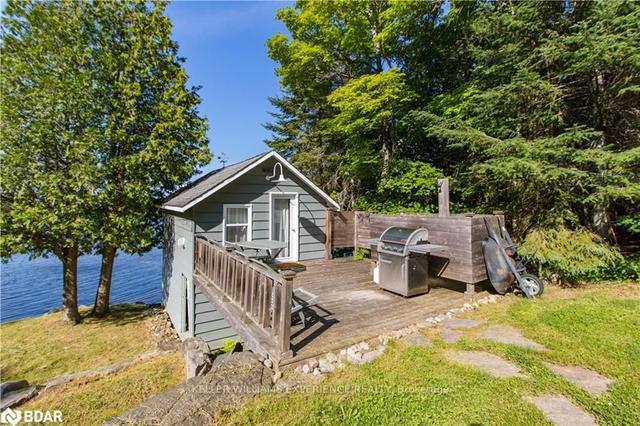337 Deer Run Rd, House detached with 2 bedrooms, 1 bathrooms and 21 parking in Magnetawan ON | Image 16