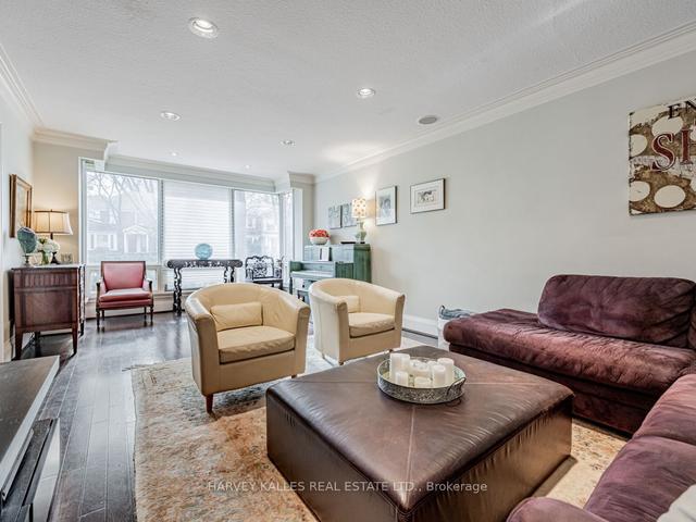 623 Vesta Dr, House detached with 4 bedrooms, 4 bathrooms and 8 parking in Toronto ON | Image 22