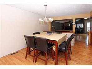 508 Hunts Cres Nw, House detached with 5 bedrooms, 2 bathrooms and 4 parking in Calgary AB | Image 14