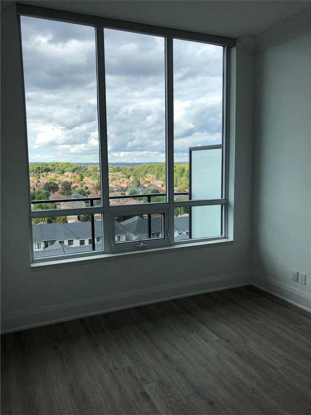 PH12 - 396 Highway 7, Condo with 1 bedrooms, 2 bathrooms and 1 parking in Richmond Hill ON | Image 2