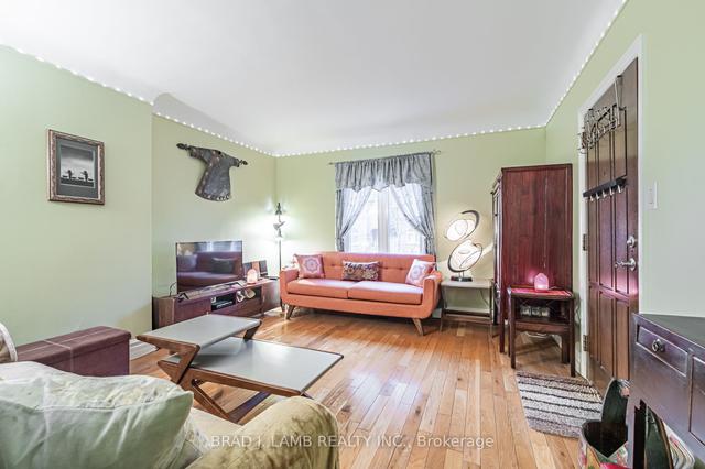 MAIN - 125 Cowan Ave, House semidetached with 1 bedrooms, 1 bathrooms and 0 parking in Toronto ON | Image 21