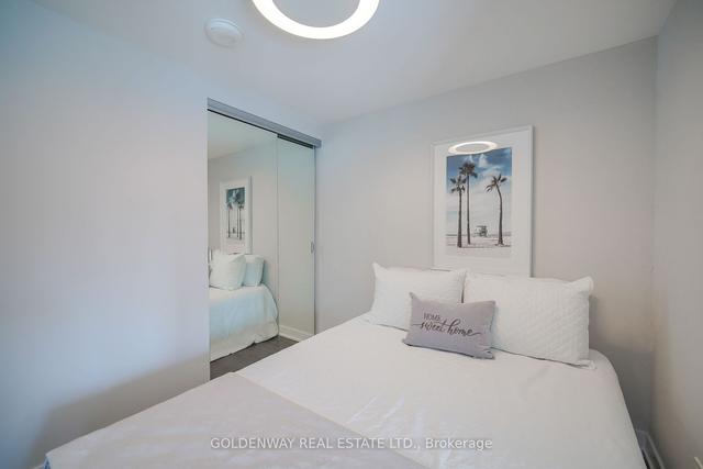 1804 - 188 Cumberland St, Condo with 2 bedrooms, 2 bathrooms and 1 parking in Toronto ON | Image 17