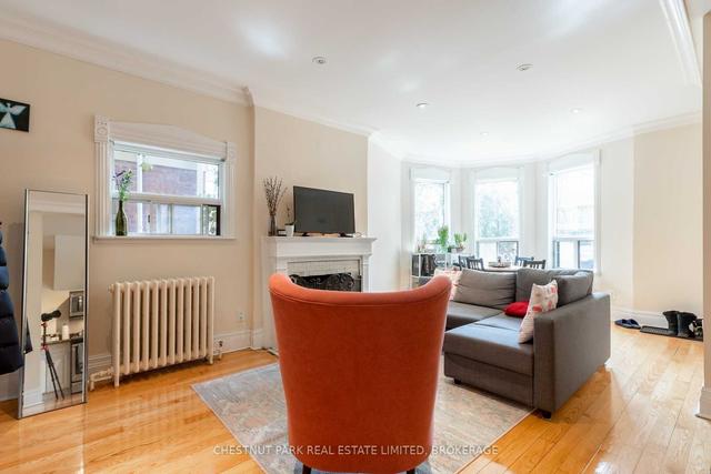 MAIN - 110 Lowther Ave, House detached with 2 bedrooms, 2 bathrooms and 1 parking in Toronto ON | Image 18