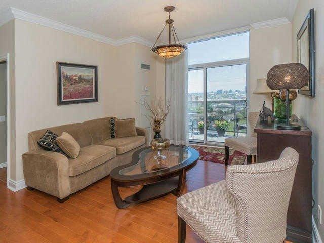 PH17 - 8 Mondeo Dr, Condo with 2 bedrooms, 2 bathrooms and 2 parking in Scarborough ON | Image 8