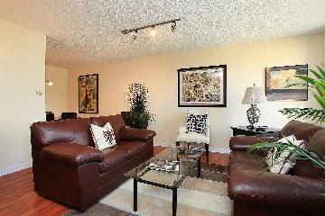 803 - 47 St Clair Ave W, Condo with 2 bedrooms, 2 bathrooms and 1 parking in Toronto ON | Image 3