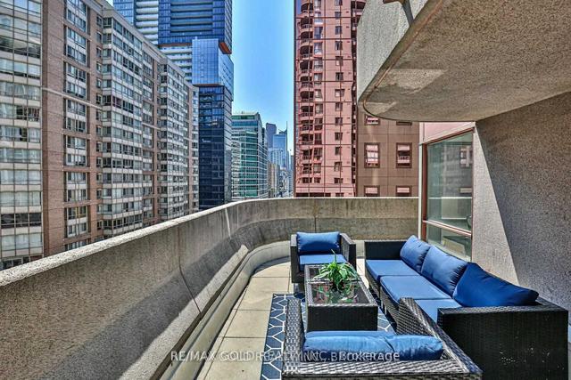 710 - 736 Bay St, Condo with 2 bedrooms, 2 bathrooms and 0 parking in Toronto ON | Image 17
