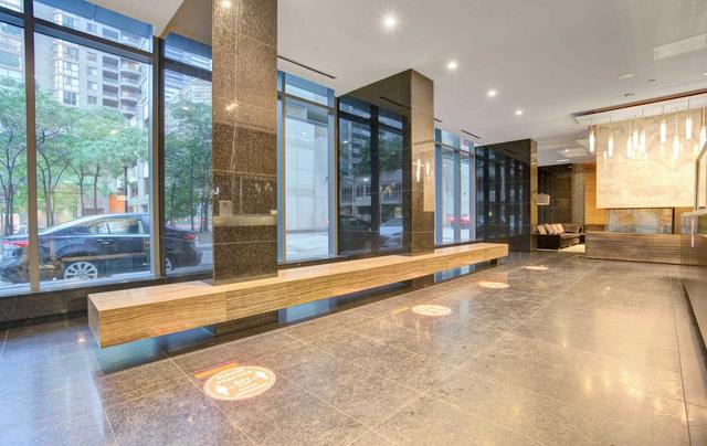 PH201 - 770 Bay St, Condo with 2 bedrooms, 2 bathrooms and 1 parking in Toronto ON | Image 14