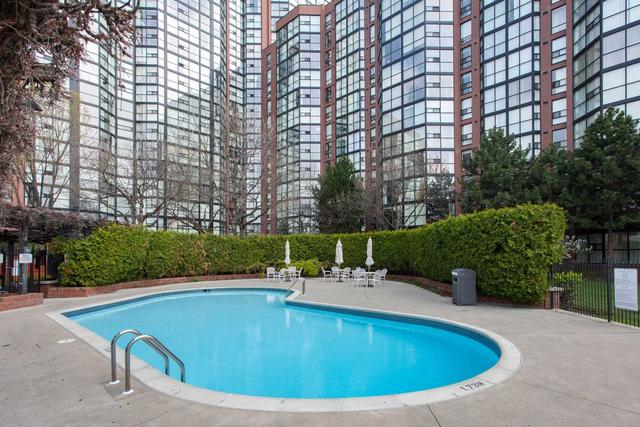 909 - 701 King St W, Condo with 2 bedrooms, 2 bathrooms and 1 parking in Toronto ON | Image 33