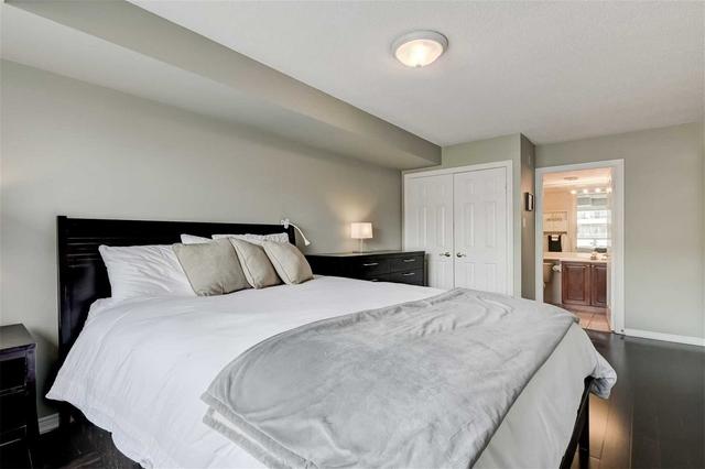 PH-14 - 300 Balliol St, Condo with 2 bedrooms, 2 bathrooms and 1 parking in Toronto ON | Image 14