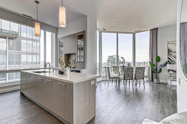 PH2 - 155 Yorkville Ave, Condo with 2 bedrooms, 2 bathrooms and 1 parking in Toronto ON | Image 8