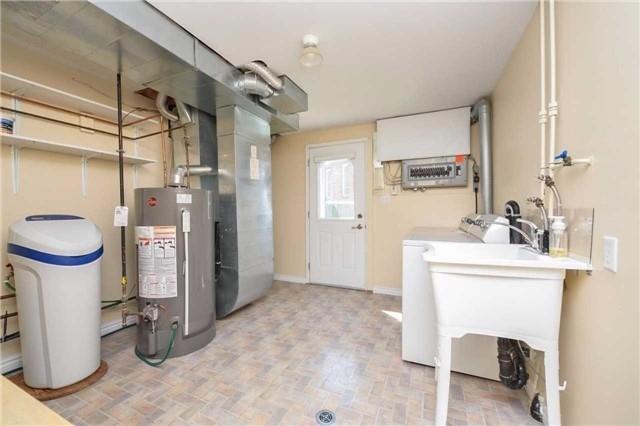 MAIN - 196 Columbia Rd, House detached with 2 bedrooms, 1 bathrooms and 2 parking in Barrie ON | Image 13