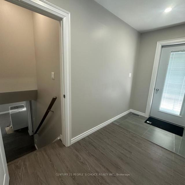UNIT-2 - 199 Avondale Blvd, House semidetached with 3 bedrooms, 2 bathrooms and 2 parking in Brampton ON | Image 13