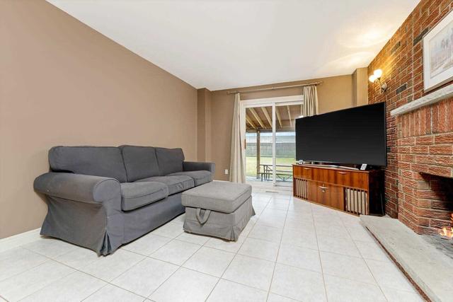 885 Childs Dr, House detached with 3 bedrooms, 4 bathrooms and 6 parking in Milton ON | Image 36