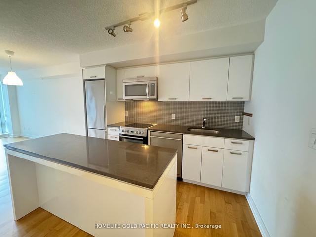 403 - 295 Adelaide St W, Condo with 1 bedrooms, 1 bathrooms and 0 parking in Toronto ON | Image 2