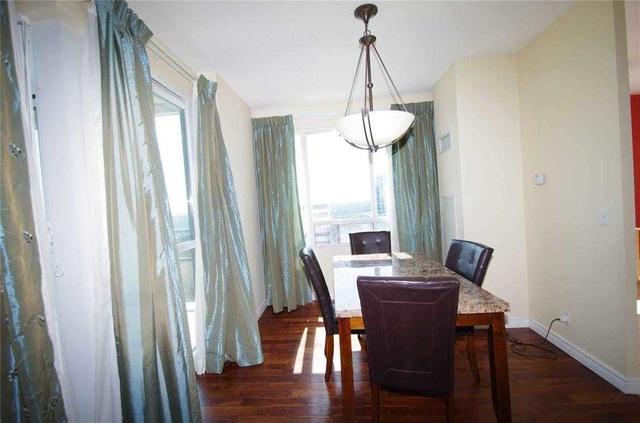 PH206 - 23 Hollywood Ave, Condo with 2 bedrooms, 2 bathrooms and 1 parking in North York ON | Image 2