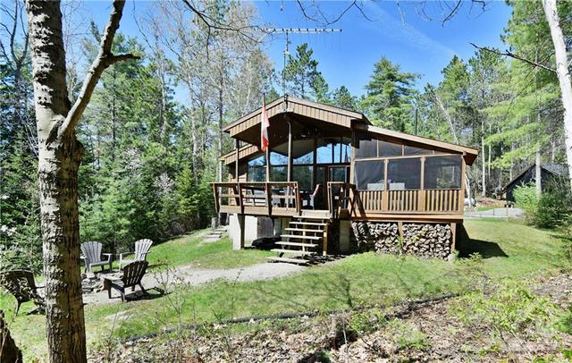 1713 Centennial Lake Rd, House detached with 3 bedrooms, 1 bathrooms and 8 parking in Greater Madawaska ON | Image 1
