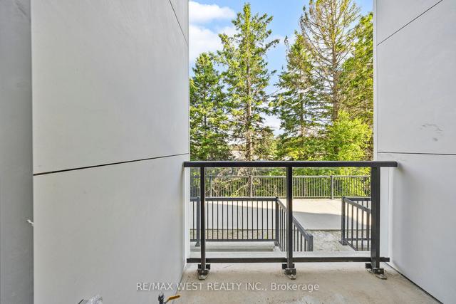 TH1520 - 11 David Eyer Rd, Townhouse with 2 bedrooms, 3 bathrooms and 1 parking in Richmond Hill ON | Image 14