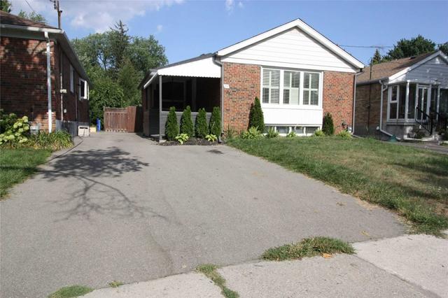 MAIN - 33 Northampton Dr, House detached with 3 bedrooms, 1 bathrooms and 2 parking in Etobicoke ON | Image 9