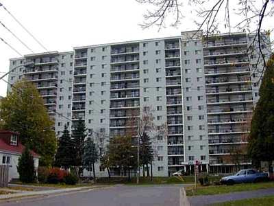 PH03 - 1100 Caven St, Condo with 2 bedrooms, 1 bathrooms and 1 parking in Mississauga ON | Image 1