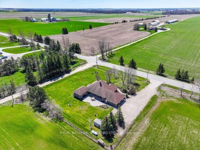 8031 Concession 3, House detached with 3 bedrooms, 2 bathrooms and 10 parking in Mapleton ON | Image 35