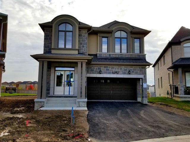 MAIN - 1292 Whitney Terr, House detached with 4 bedrooms, 4 bathrooms and 4 parking in Milton ON | Image 1