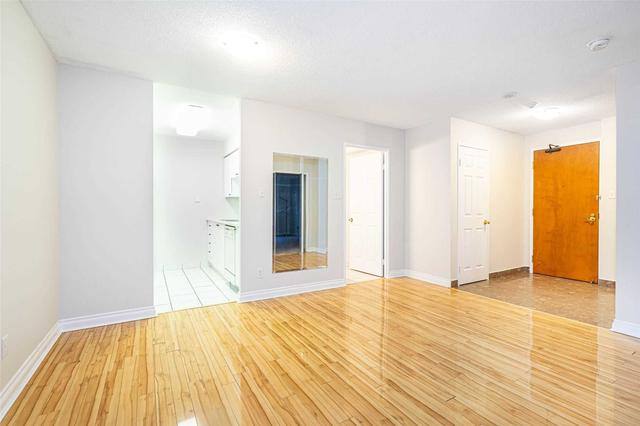 PH201 - 260 Doris Ave, Condo with 1 bedrooms, 1 bathrooms and 1 parking in North York ON | Image 7