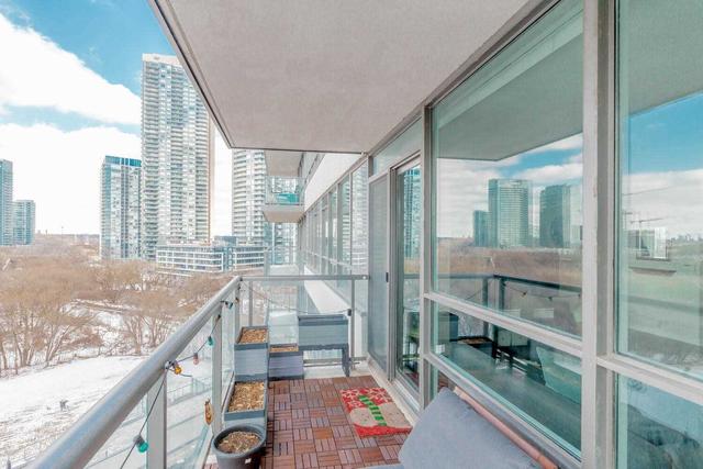 803 - 2230 Lake Shore Blvd W, Condo with 1 bedrooms, 1 bathrooms and 1 parking in Etobicoke ON | Image 19