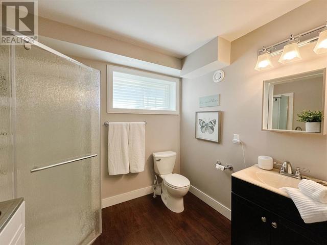 915 11 Th Ave N, House detached with 4 bedrooms, 2 bathrooms and null parking in Kenora ON | Image 40