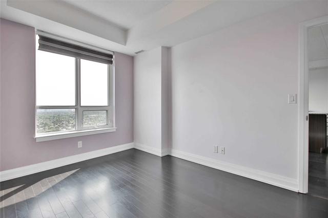 PH-212 - 7161 Yonge St, Condo with 1 bedrooms, 1 bathrooms and 226 parking in Thornhill ON | Image 2