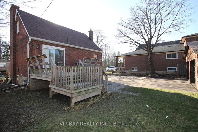 MAIN - 146 Horsham Ave, House detached with 3 bedrooms, 2 bathrooms and 2 parking in North York ON | Image 9