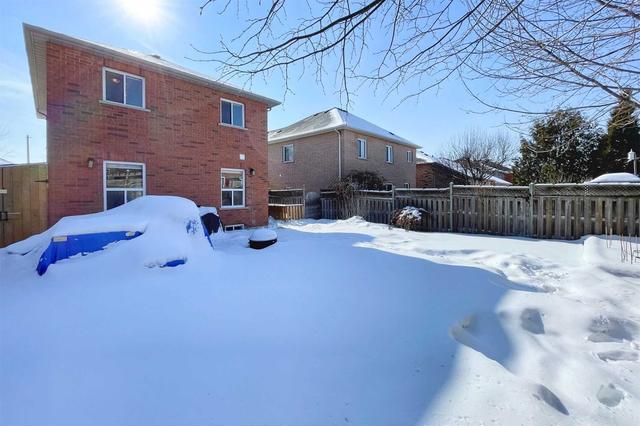 MAIN - 206 Drummond Dr, House detached with 3 bedrooms, 3 bathrooms and 2 parking in Maple ON | Image 15