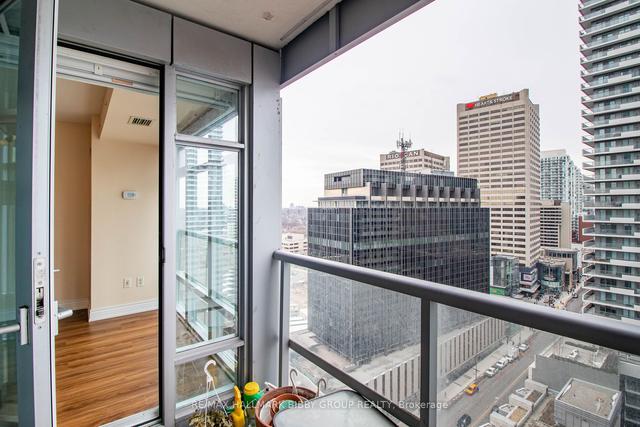 2109 - 2181 Yonge St, Condo with 2 bedrooms, 2 bathrooms and 1 parking in Toronto ON | Image 21