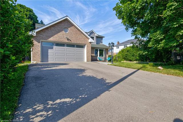 315 Faraday Crt, House detached with 7 bedrooms, 3 bathrooms and 6 parking in Waterloo ON | Image 12
