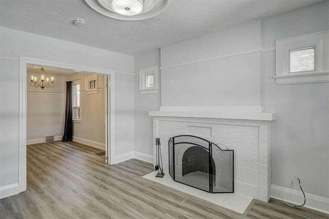 MAIN - 1822 Dufferin St, House detached with 2 bedrooms, 1 bathrooms and 0 parking in Toronto ON | Image 21