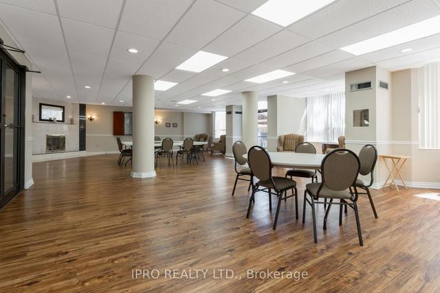 1109 - 10 Malta Ave, Condo with 3 bedrooms, 2 bathrooms and 1 parking in Brampton ON | Image 32