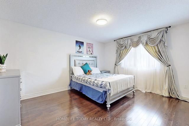 MAIN - 35 Godliman Rd, House detached with 4 bedrooms, 4 bathrooms and 4 parking in Brampton ON | Image 28