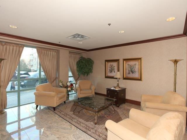 PH2 - 15 Michael Power Pl, Condo with 2 bedrooms, 2 bathrooms and 1 parking in Etobicoke ON | Image 20