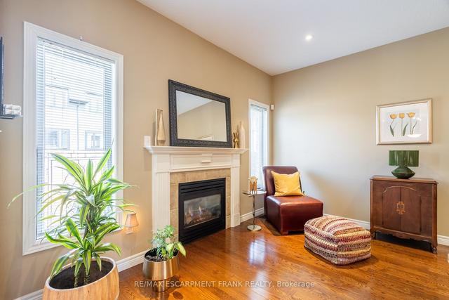 6 - 195 Wilson St W, House detached with 2 bedrooms, 3 bathrooms and 4 parking in Ancaster ON | Image 8