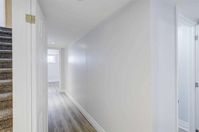 MAIN - 1822 Dufferin St, House detached with 2 bedrooms, 1 bathrooms and 0 parking in Toronto ON | Image 7