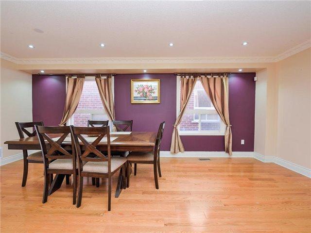 90 Andriana Cres, House semidetached with 4 bedrooms, 3 bathrooms and 1 parking in Markham ON | Image 6