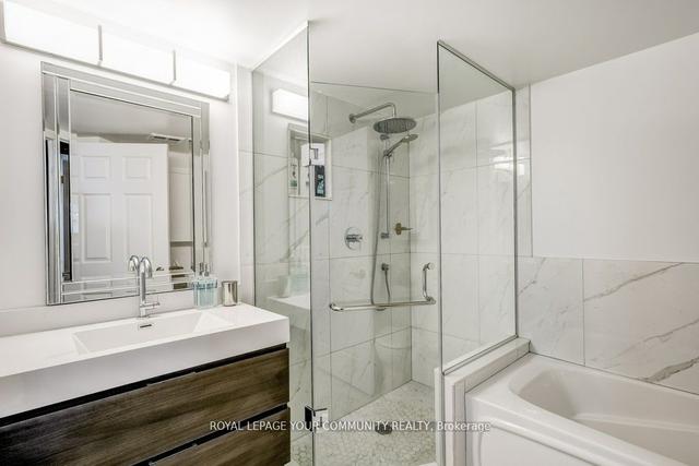 PH204 - 1 Emerald Lane, Condo with 2 bedrooms, 2 bathrooms and 1 parking in Thornhill ON | Image 11