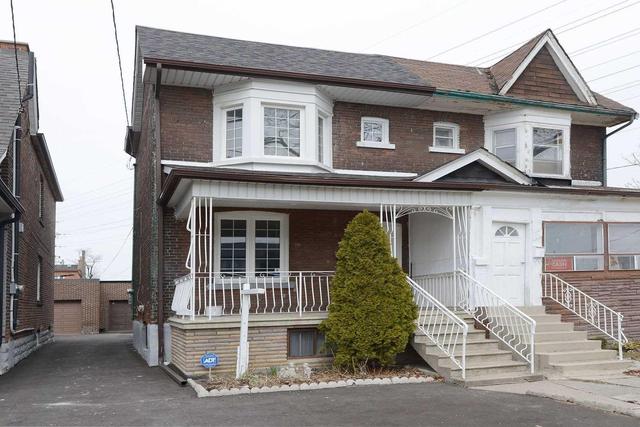 16 Exeter St, House semidetached with 3 bedrooms, 2 bathrooms and 1 parking in Toronto ON | Image 1