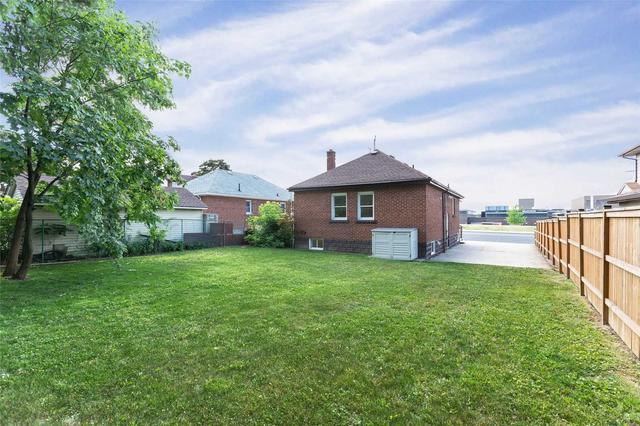 259 West 5th St, House detached with 3 bedrooms, 2 bathrooms and 3 parking in Hamilton ON | Image 26