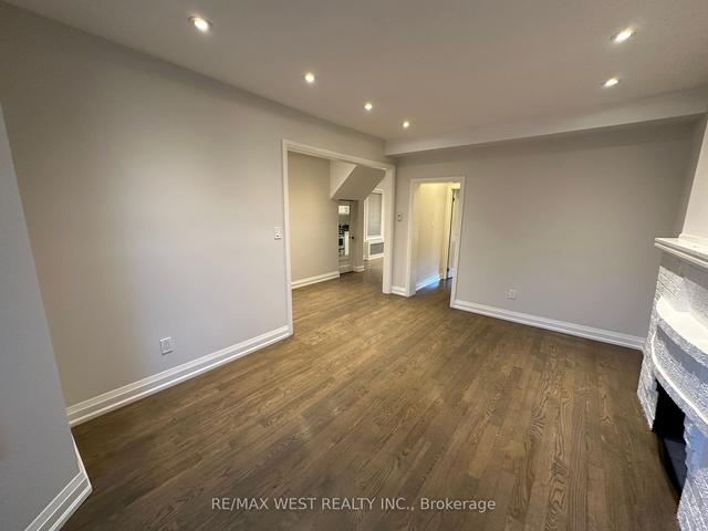 MAIN - 177 Marion St, House detached with 1 bedrooms, 1 bathrooms and 1 parking in Toronto ON | Image 7