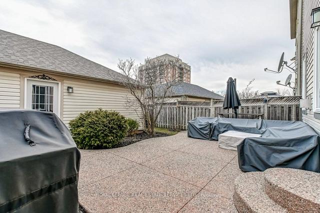 78 Gatwick Dr, House detached with 3 bedrooms, 3 bathrooms and 2 parking in Oakville ON | Image 26