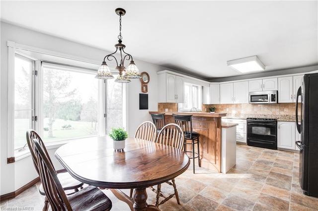 8849 Wellington Rd 50, House detached with 5 bedrooms, 3 bathrooms and 23 parking in Halton Hills ON | Image 9